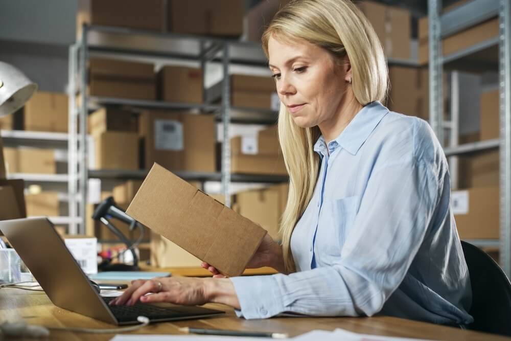 logistica mercado livre: agências